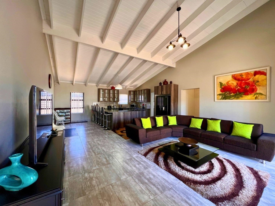 5 Bedroom Property for Sale in Myburgh Park Western Cape